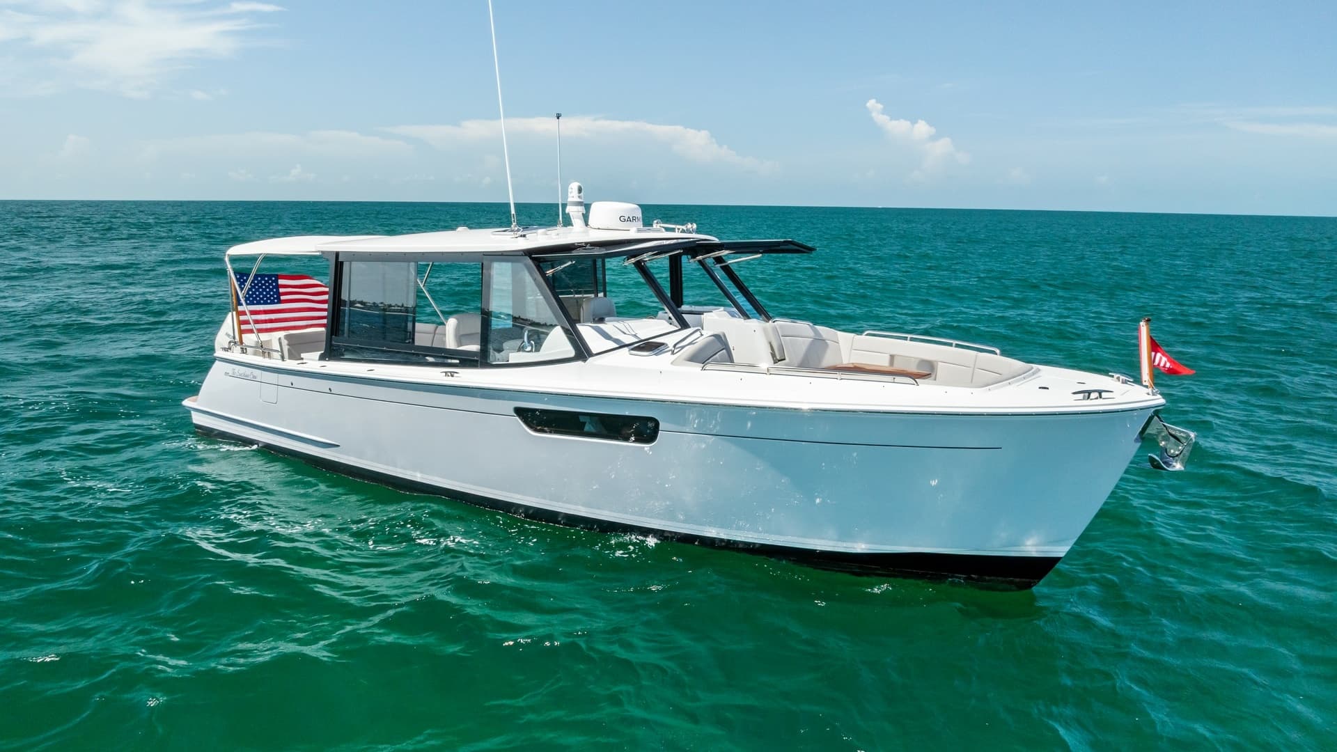 The Sunshine Crew — 2025 · 38' · Pre-Owned