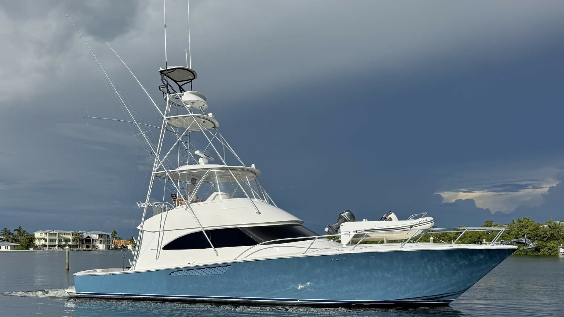 Hot Spot — 2013 · 55' · 3 Cabins · Pre-Owned