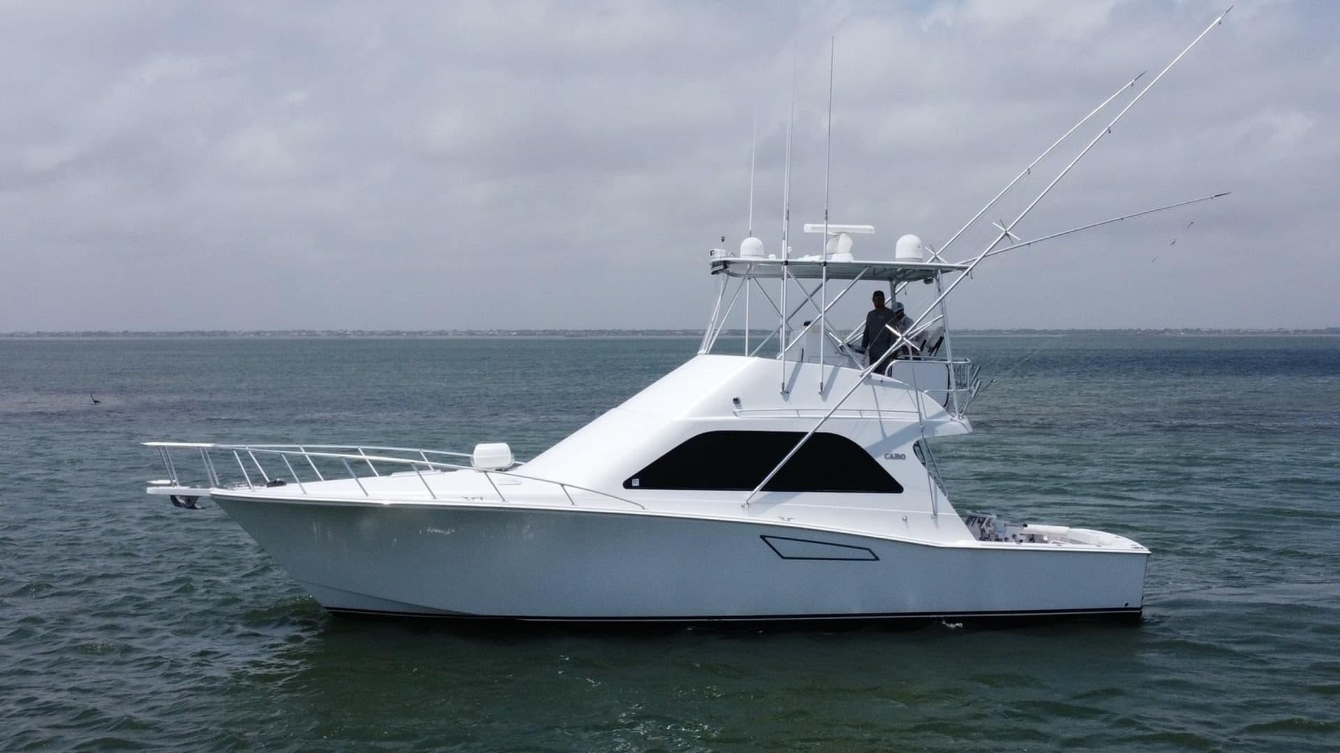 High Interest — 2002 · 43' · 2 Cabins · Pre-Owned
