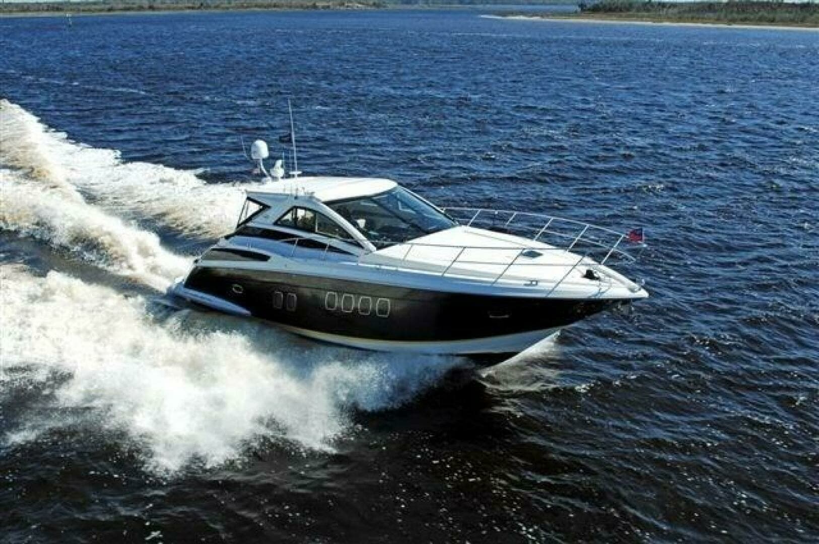 Navygator — 2009 · 52' · 2 Cabins · Pre-Owned