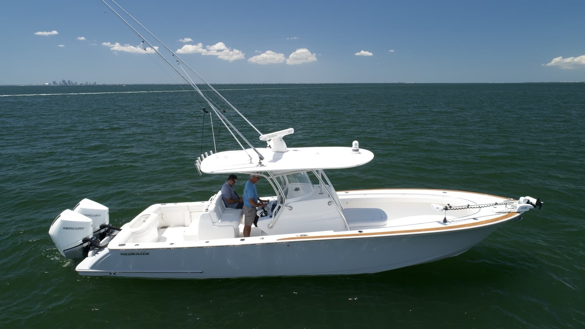 Maddogs — 2023 · 33' · Pre-Owned