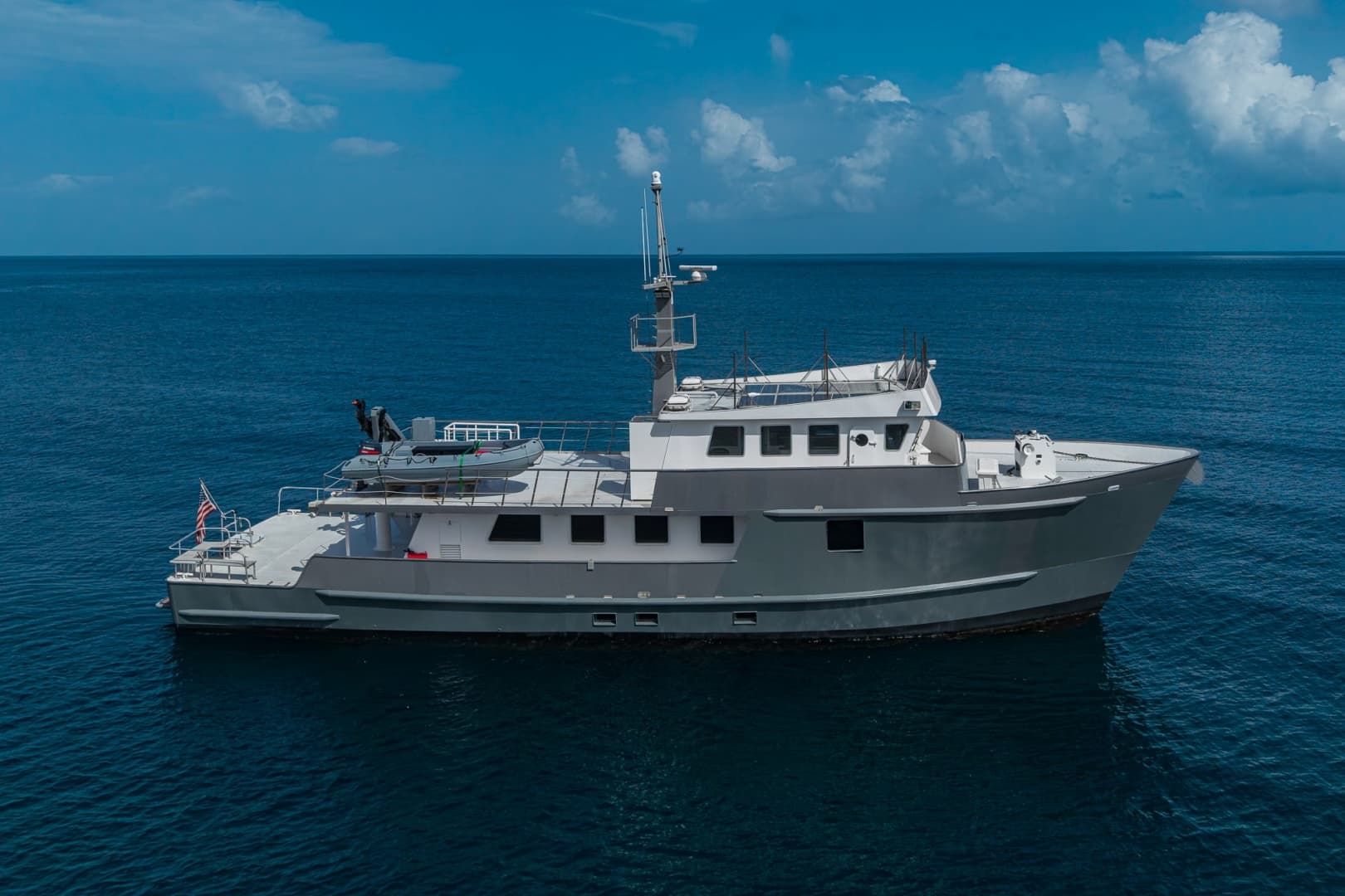 CARE BEAR — 2013 · 95' · 4 Cabins · Pre-Owned