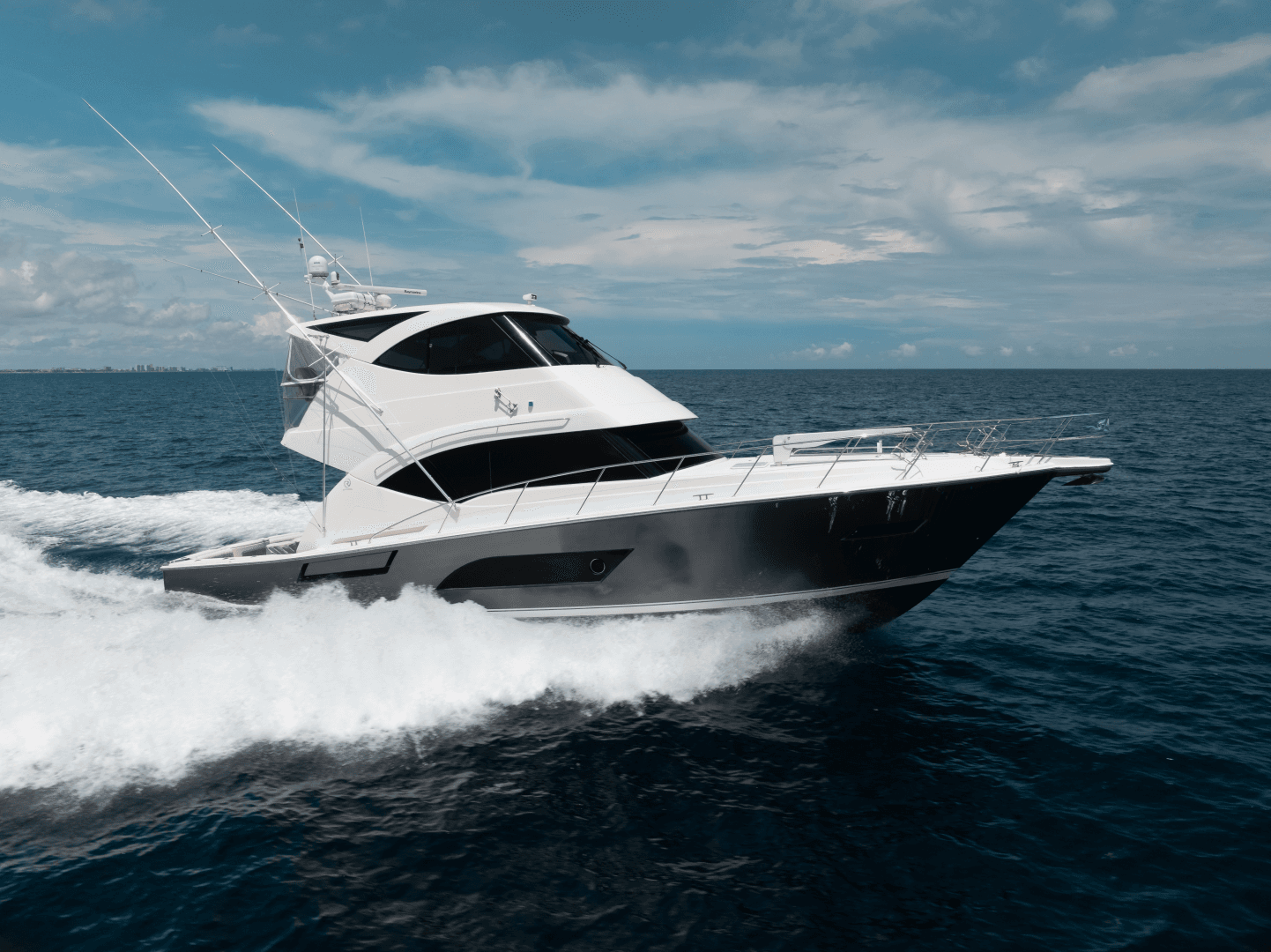 Island Moon — 2013 · 57' · 3 Cabins · Pre-Owned
