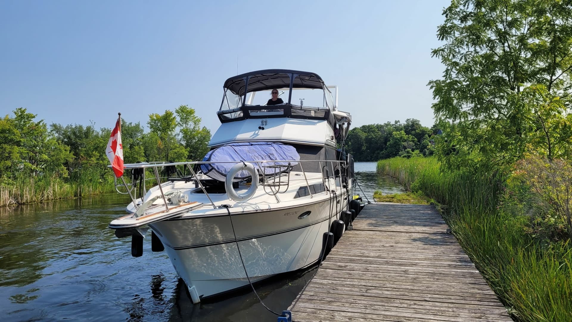 1987 President 35 AFT CABIN — 1987 · 35' · Pre-Owned