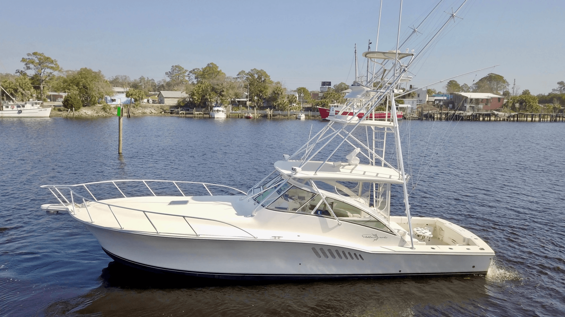 Steamer — 2008 · 43' · 1 Cabin · Pre-Owned
