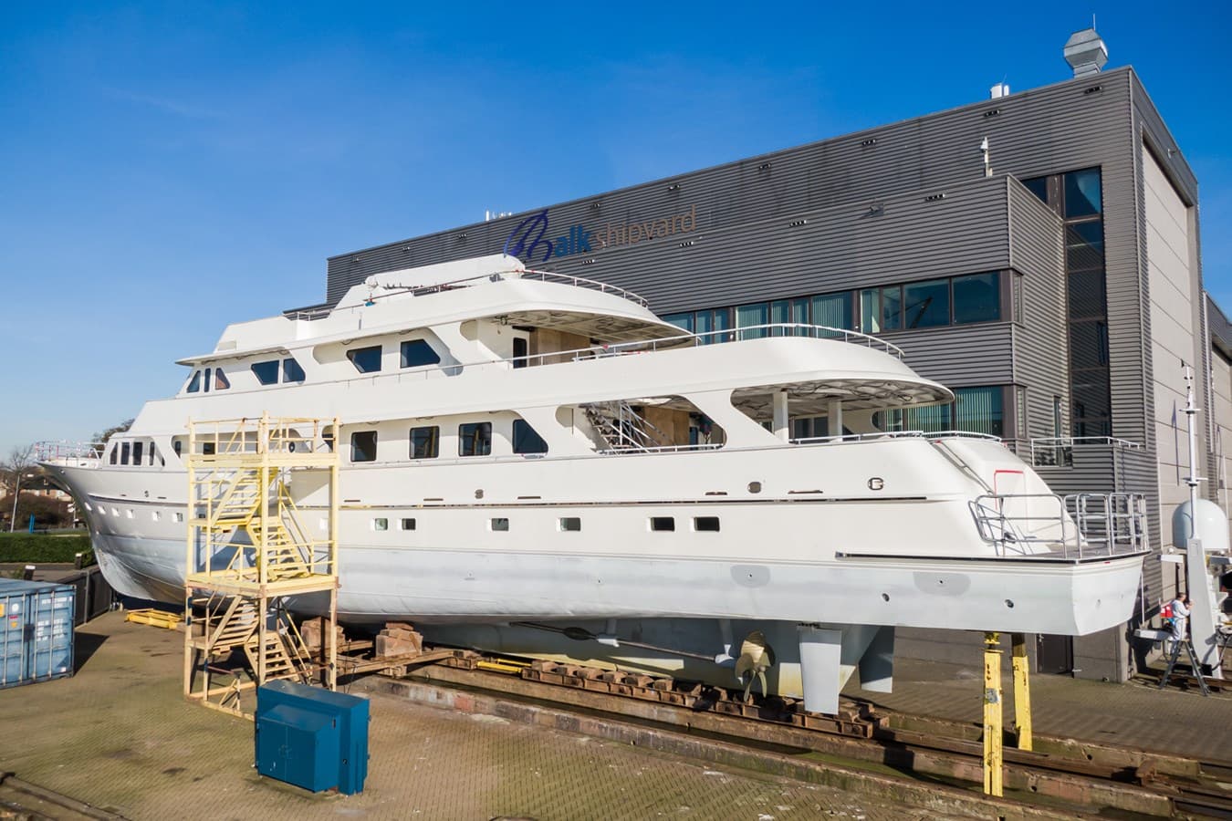 VALERIA — 1975 · 145.01' · 6 Cabins · Pre-Owned