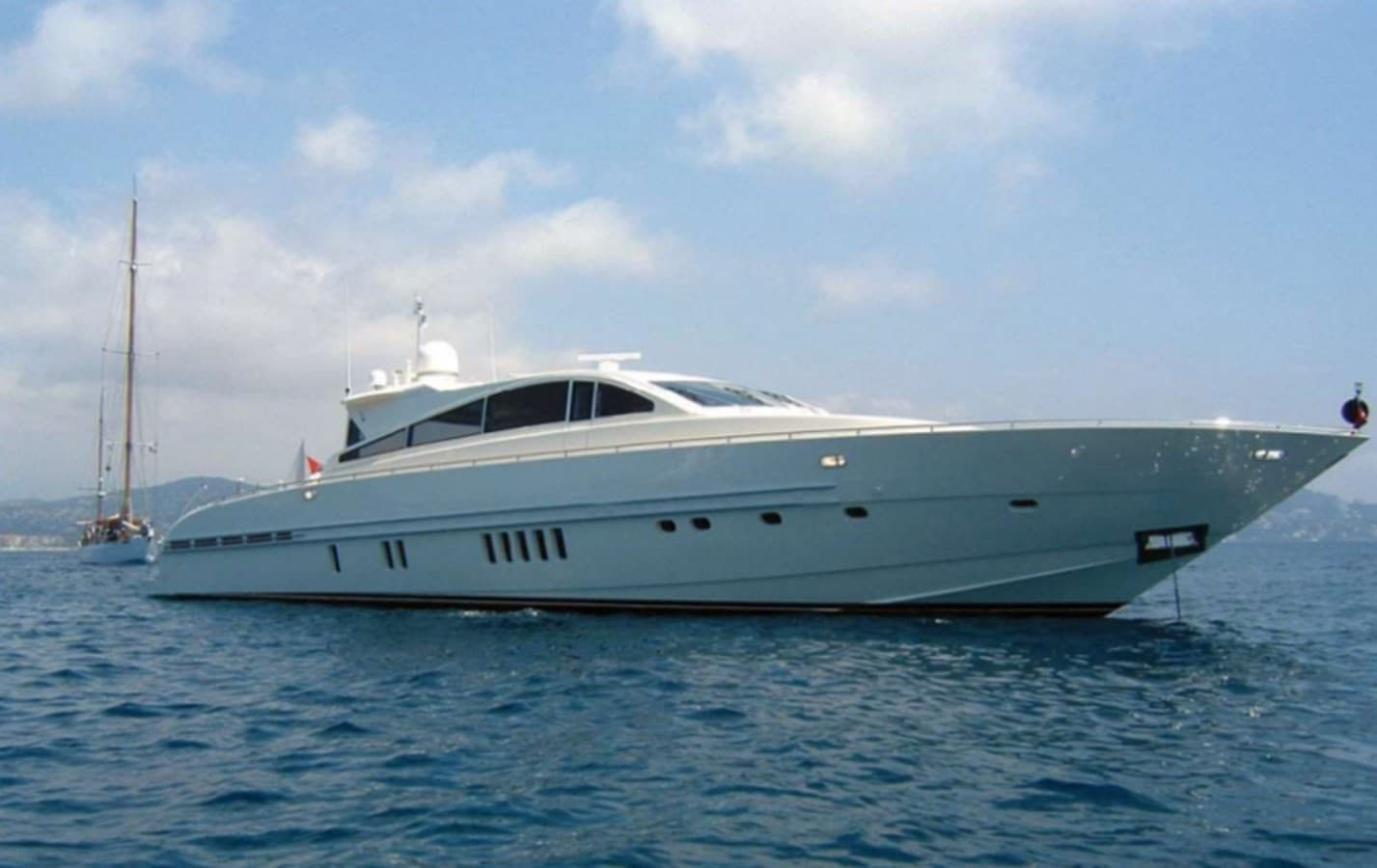 MAZAG — 2007 · 88.19' · 3 Cabins · Pre-Owned