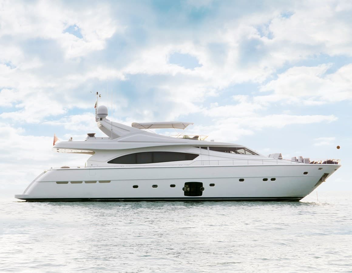 LADY VICTORIA — 2005 · 88.58' · 4 Cabins · Pre-Owned
