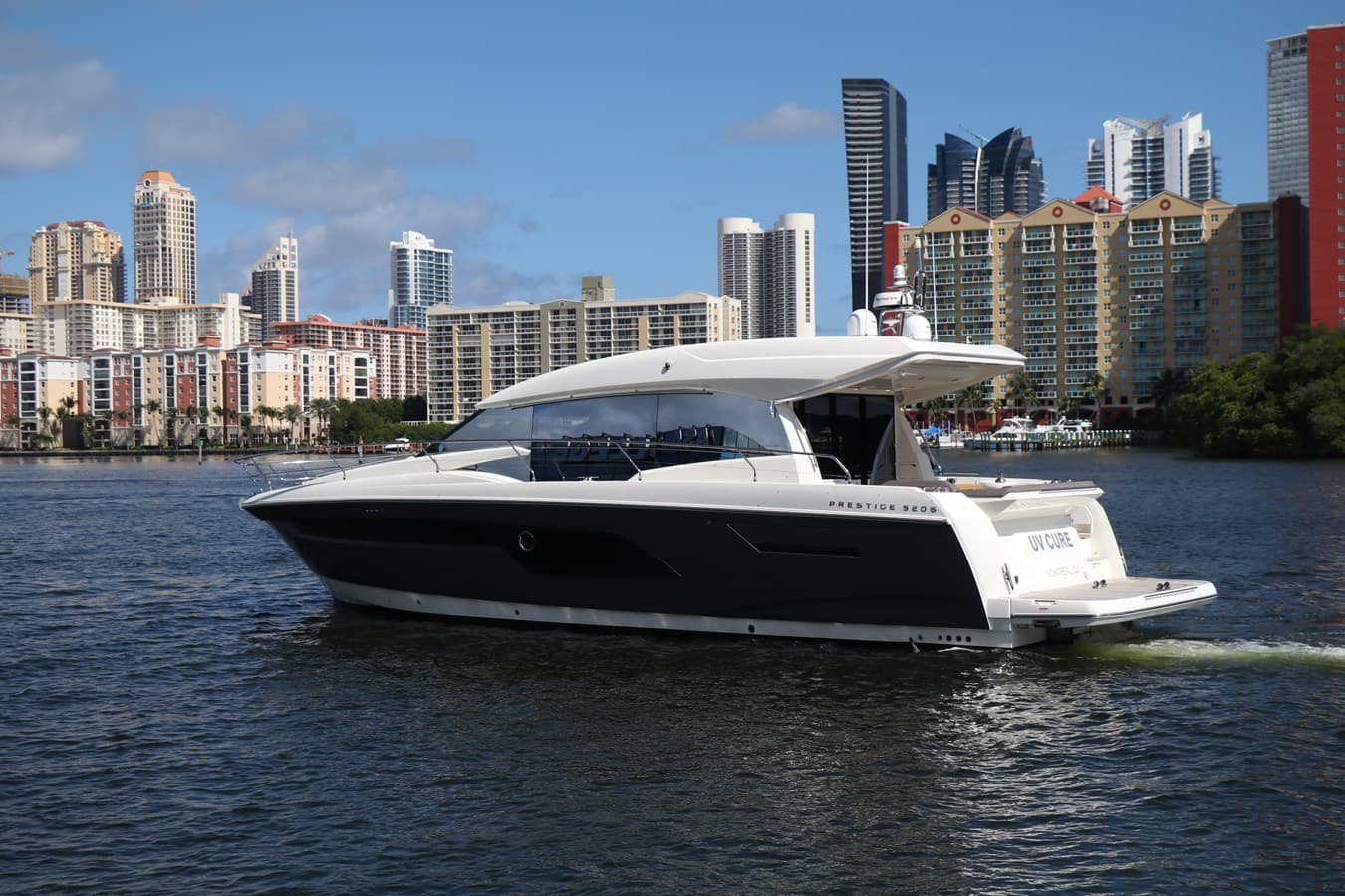 INTERMARINE TRADE — 2017 · 51.97' · 3 Cabins · Pre-Owned