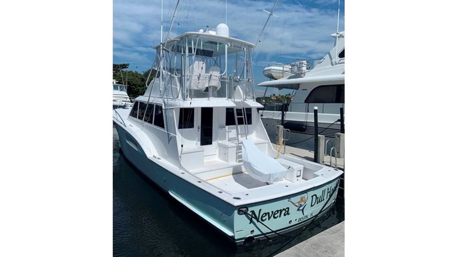NEVERA DULL HOOK — 1979 · 52.99' · 2 Cabins · Pre-Owned