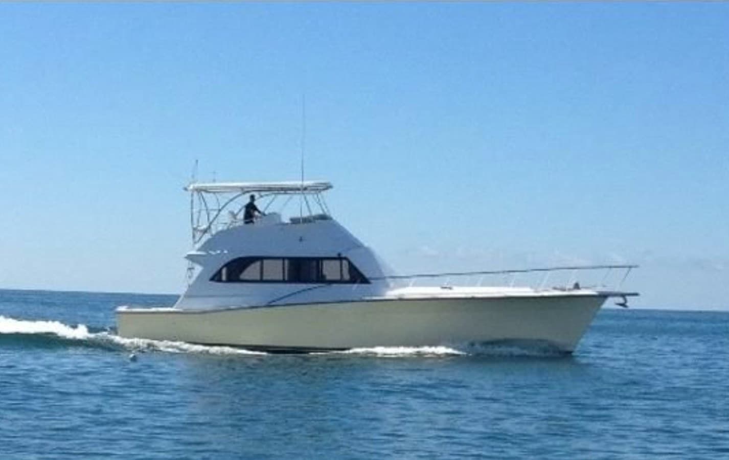 - — 1989 · 53.97' · 3 Cabins · Pre-Owned