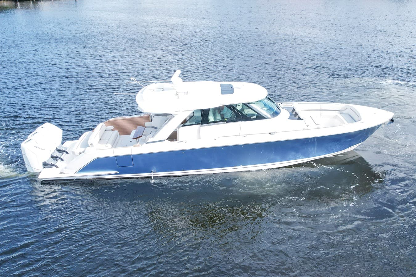 - — 2022 · 48.33' · 2 Cabins · Pre-Owned