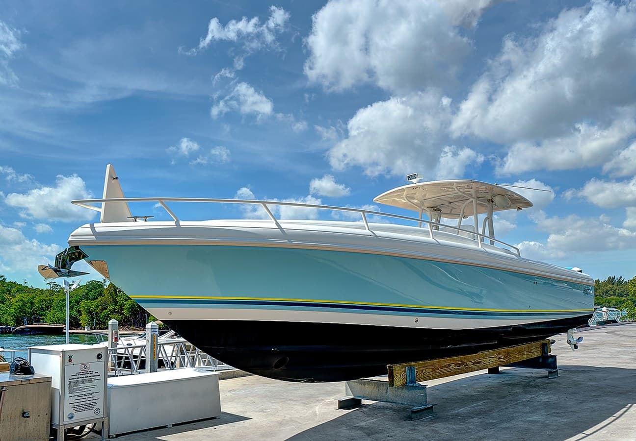 NEVER GIVE UP — 2008 · 37.07' · Pre-Owned