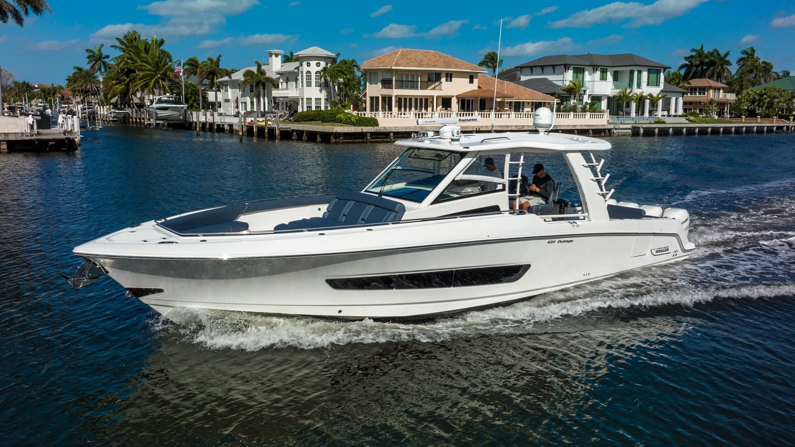 420 OUTRAGE — 2016 · 41.99' · 1 Cabin · Pre-Owned