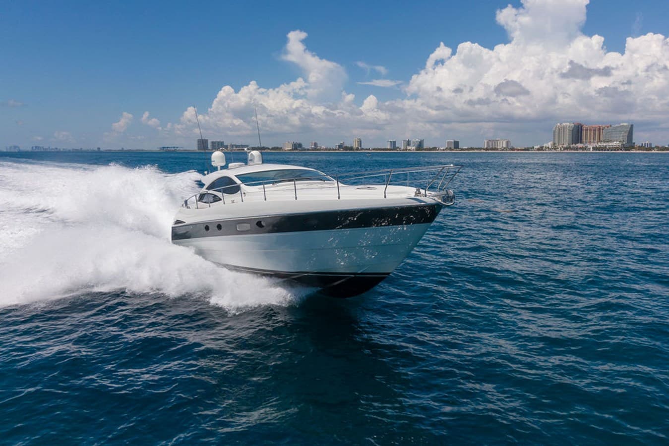 VERONIQUE — 2005 · 49.97' · 3 Cabins · Pre-Owned
