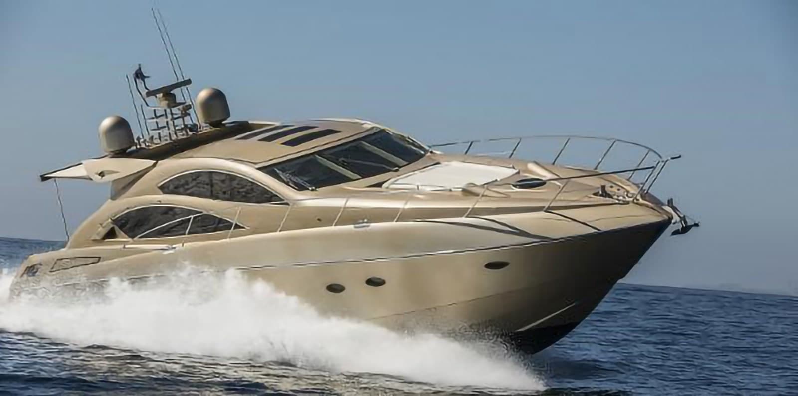 Z — 2007 · 61.98' · 3 Cabins · Pre-Owned
