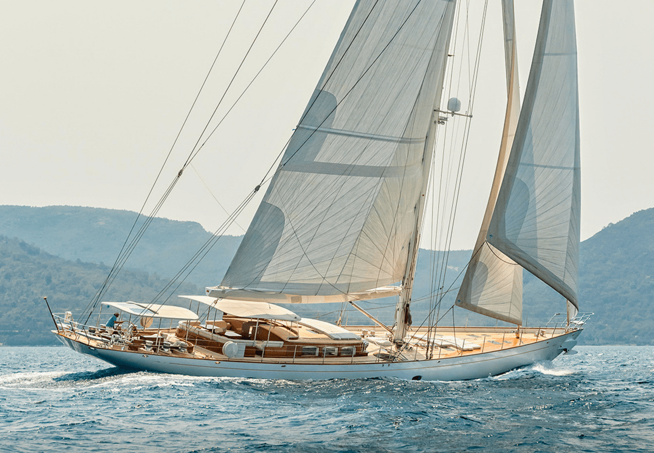 GRACE III — 2021 · 127.99' · 4 Cabins · Pre-Owned