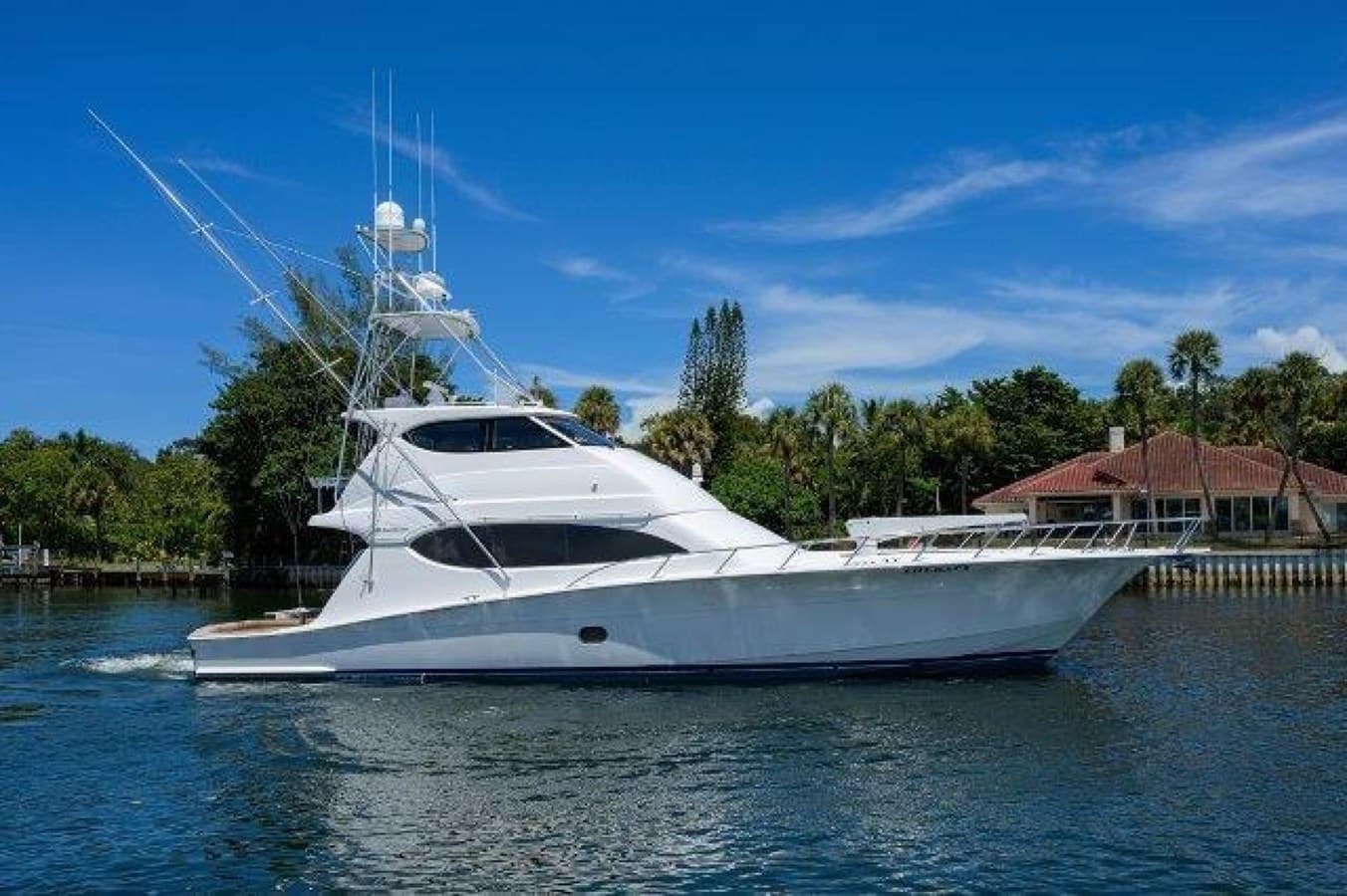 BUZZ — 2007 · 67.98' · 4 Cabins · Pre-Owned
