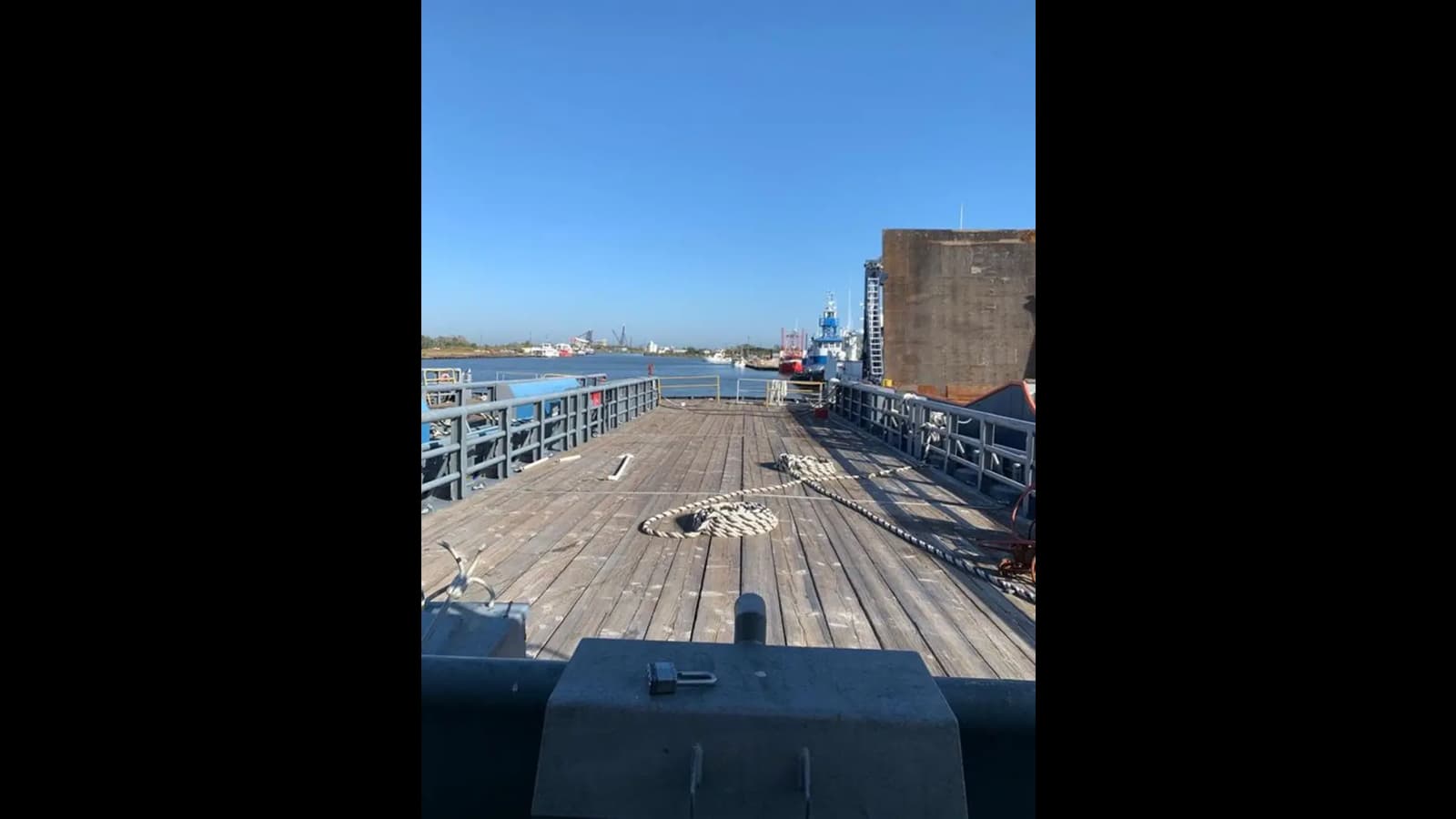 1991 COMMERCIAL 170 CREW BOAT — 1991 · 169.98' · 3 Cabins · Pre-Owned