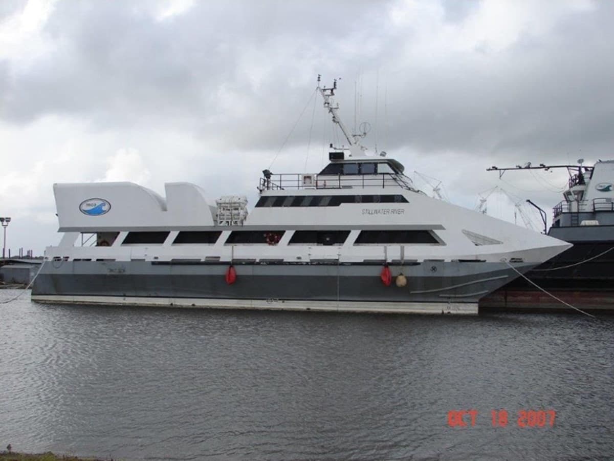 1999 EASTERN SWATH 120 — 1999 · 119.98' · 3 Cabins · Pre-Owned