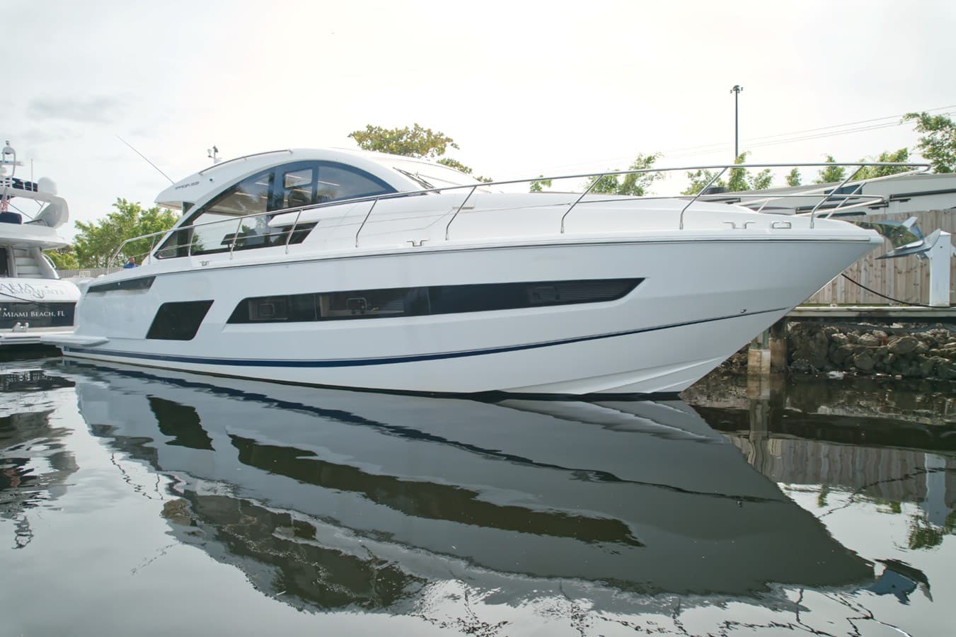 53' 2018 FAIRLINE TARGA 53 OPEN — 2018 · 52.99' · 3 Cabins · Pre-Owned