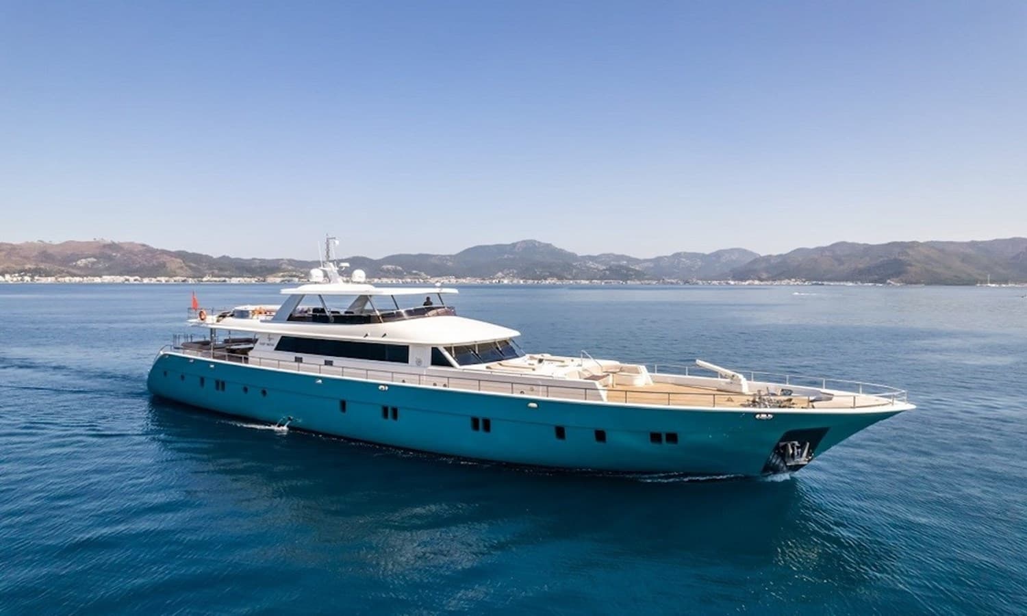 39,1 M CUSTOM BUILD MOTOR YACHT — 2022 · 128.28' · 6 Cabins · Pre-Owned