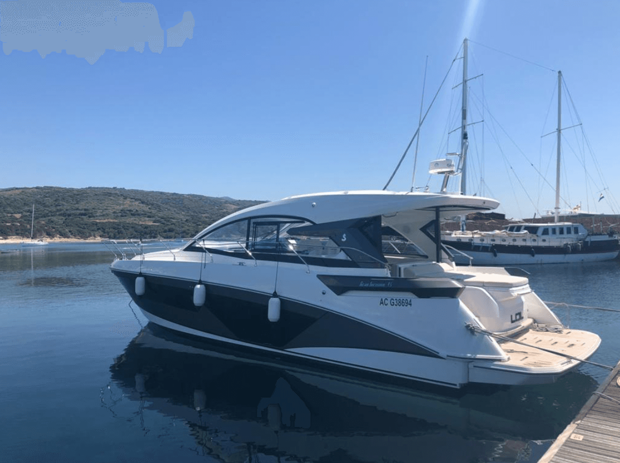 LOL — 2016 · 48.49' · 2 Cabins · Pre-Owned