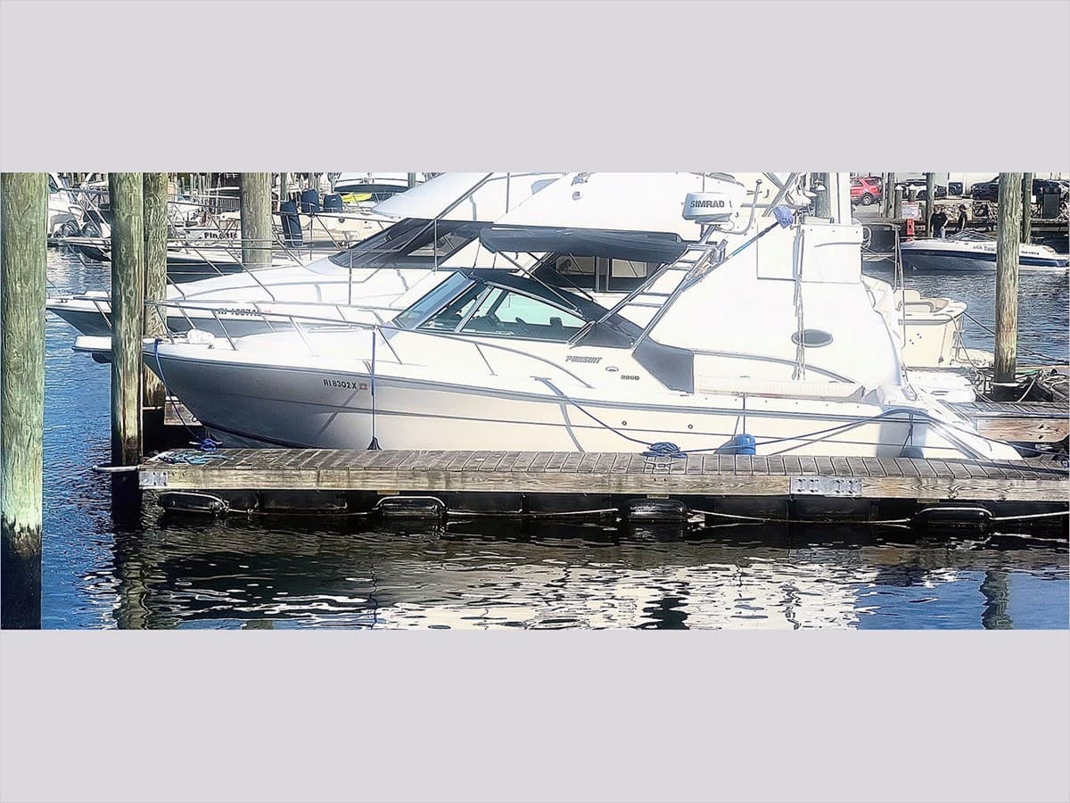 2001 PURSUIT 2860 DENALI — 2001 · 27.99' · 1 Cabin · Pre-Owned