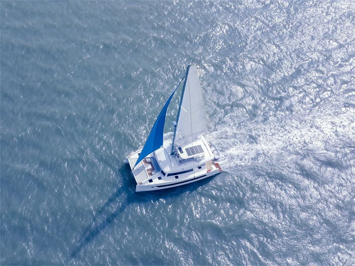 2025 HEYSEA SEAVIEW 48 — 2025 · 48' · 4 Cabins · Pre-Owned