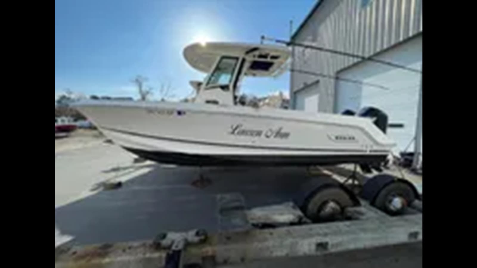 2021 BOSTON WHALER 250 OUTRAGE — 2021 · 24.97' · Pre-Owned