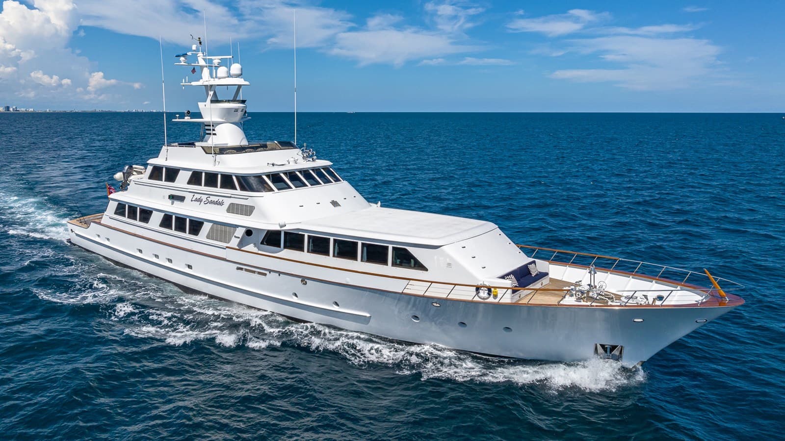 LADY SANDALS — 1985 · 131.5' · 4 Cabins · Pre-Owned