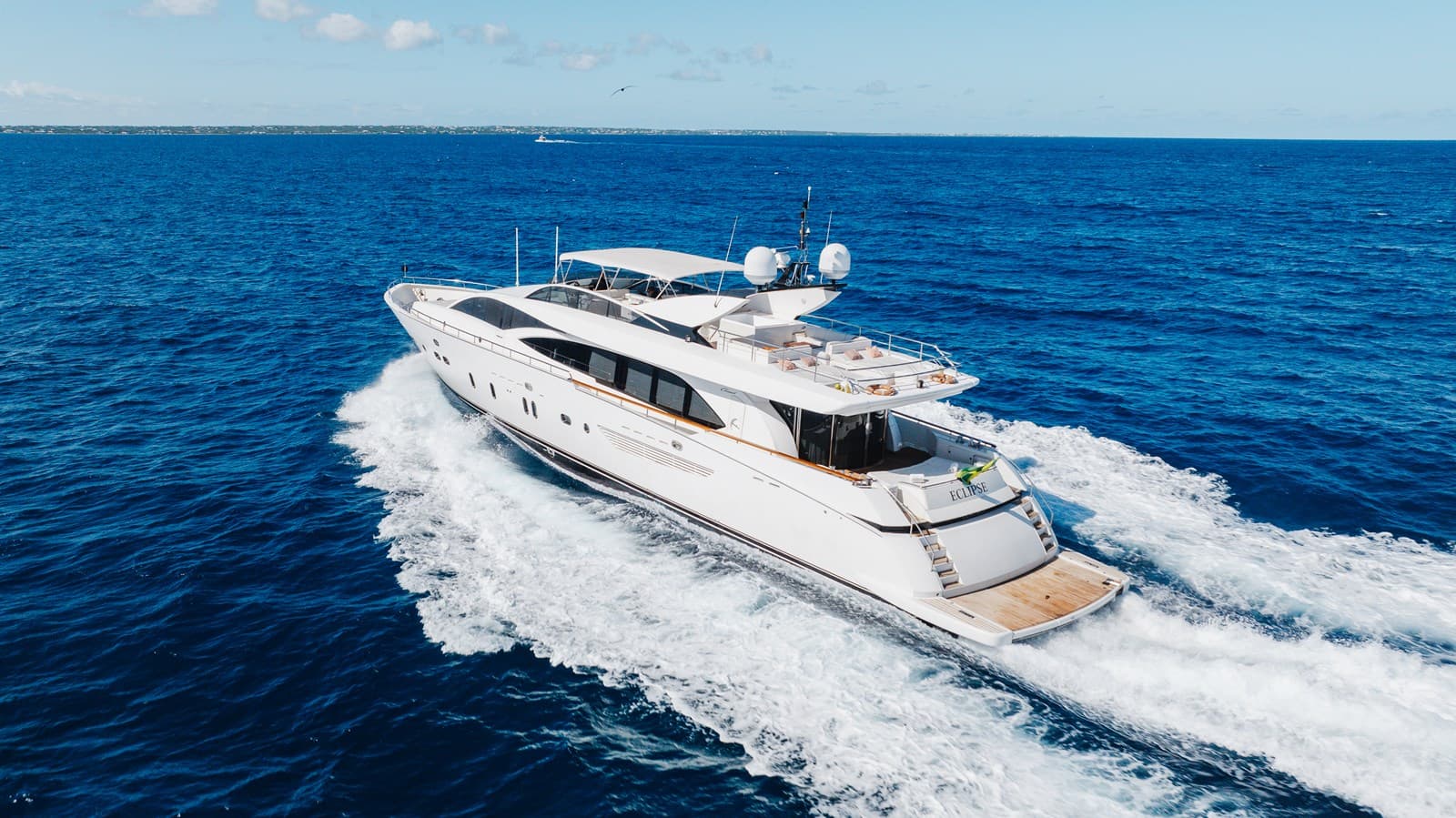ECLIPSE — 2005 · 114.83' · 5 Cabins · Pre-Owned