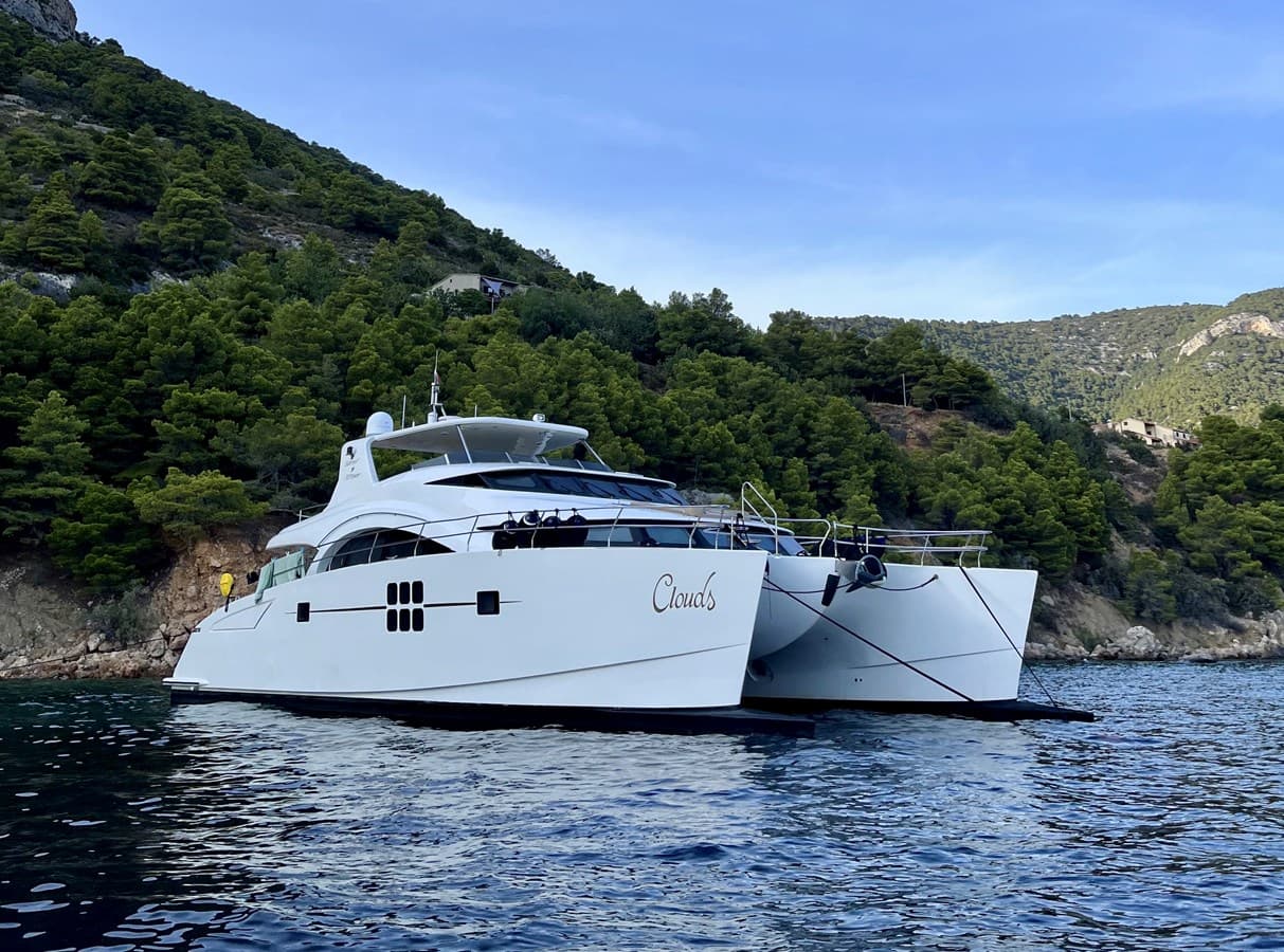 CLOUDS — 2013 · 70.21' · 4 Cabins · Pre-Owned