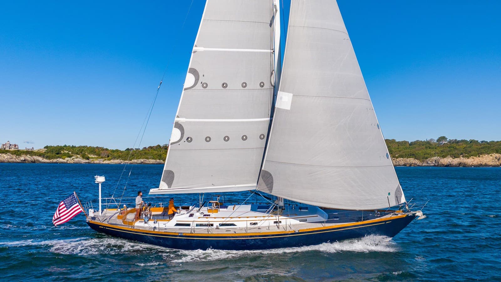 VERISSIMO — 1998 · 62.73' · 3 Cabins · Pre-Owned