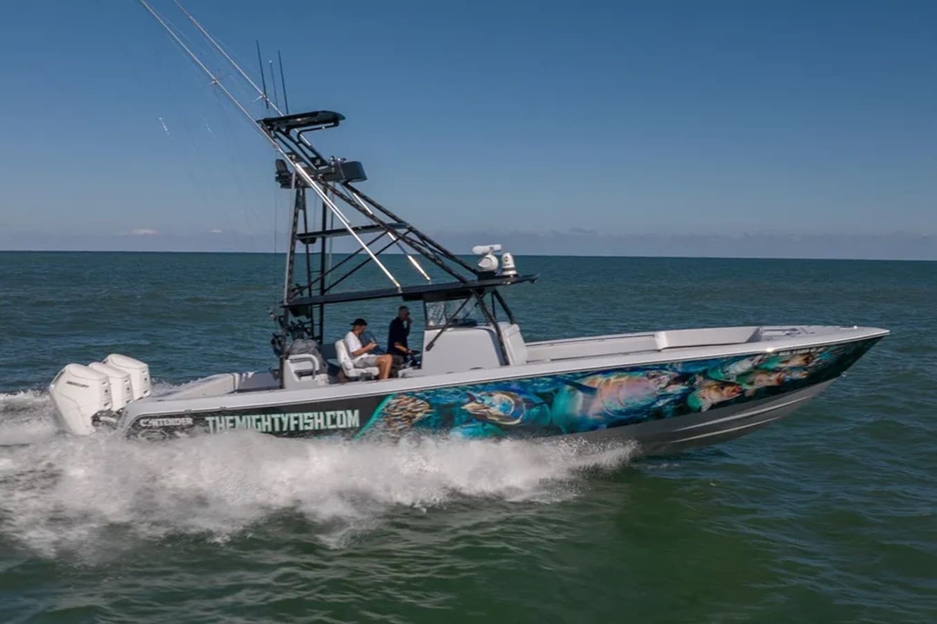 - — 2024 · 44' · Pre-Owned