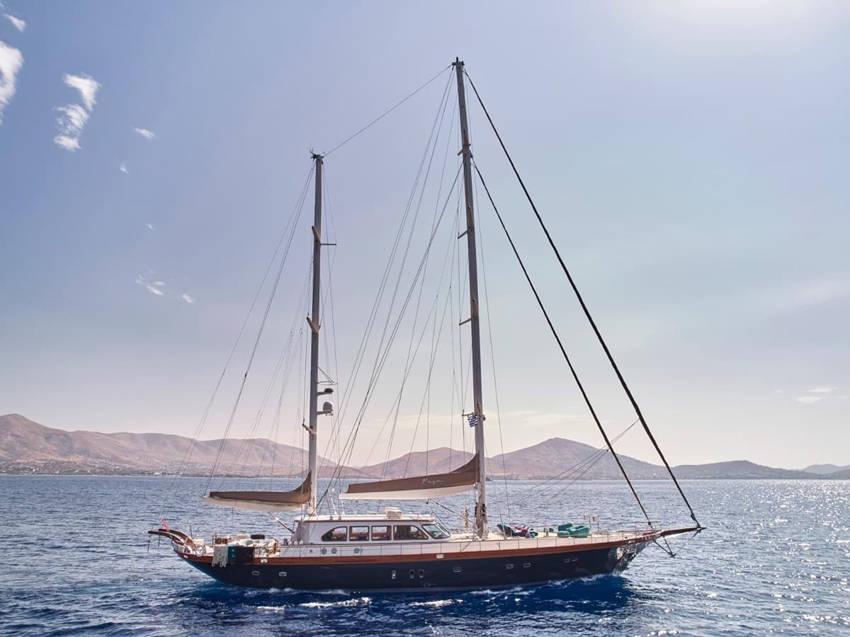 PASA — 2007 · 101.71' · 5 Cabins · Pre-Owned