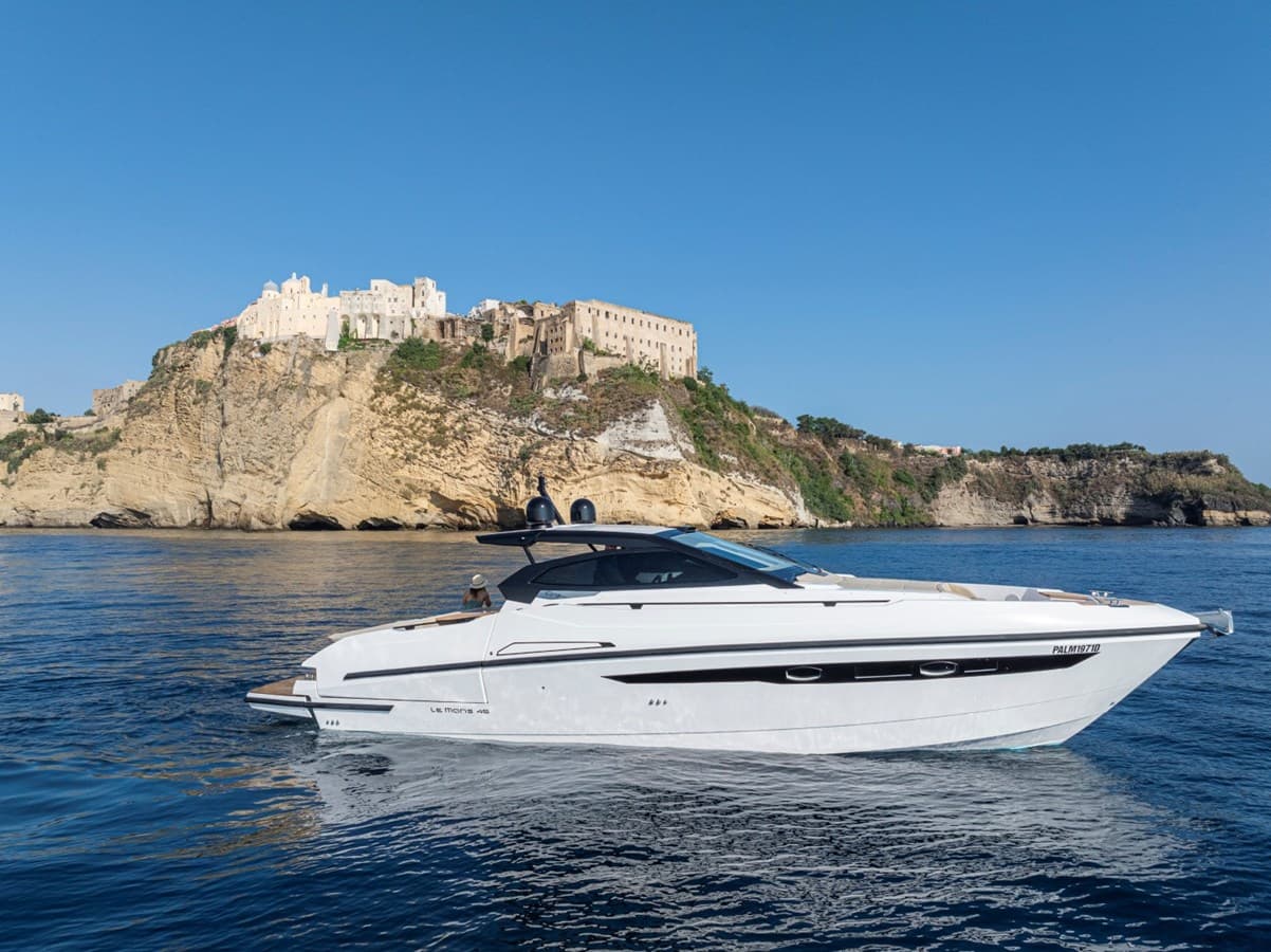 RIO LE MANS 45 — 2025 · 44.95' · 2 Cabins · Pre-Owned
