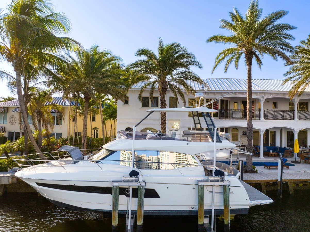 PATRIOT — 2022 · 46.92' · 2 Cabins · Pre-Owned