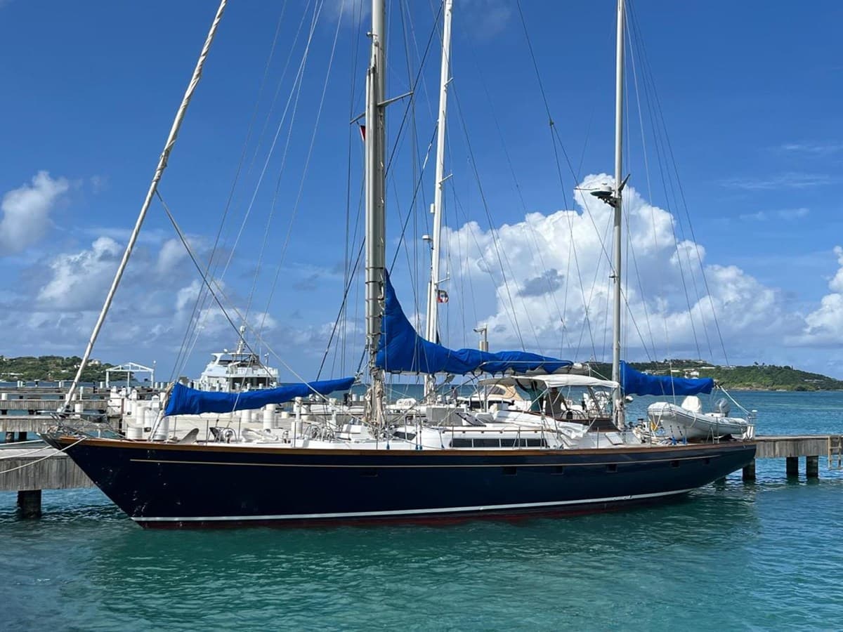 DIONE — 1978 · 66.99' · 3 Cabins · Pre-Owned