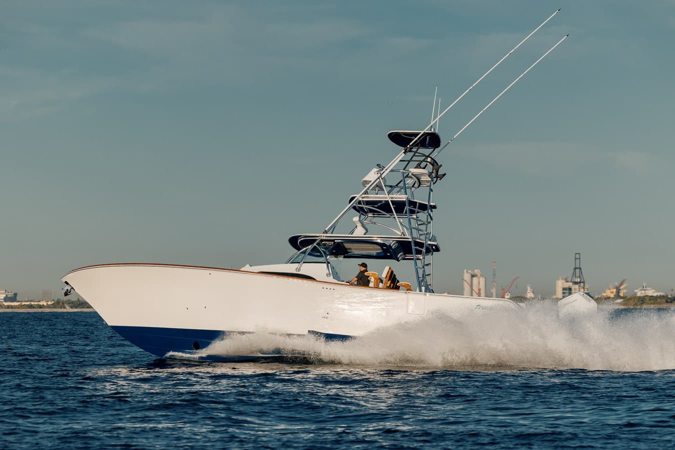 47 FRONT RUNNER - HULL 1 — 2023 · 46.98' · 1 Cabin · Pre-Owned