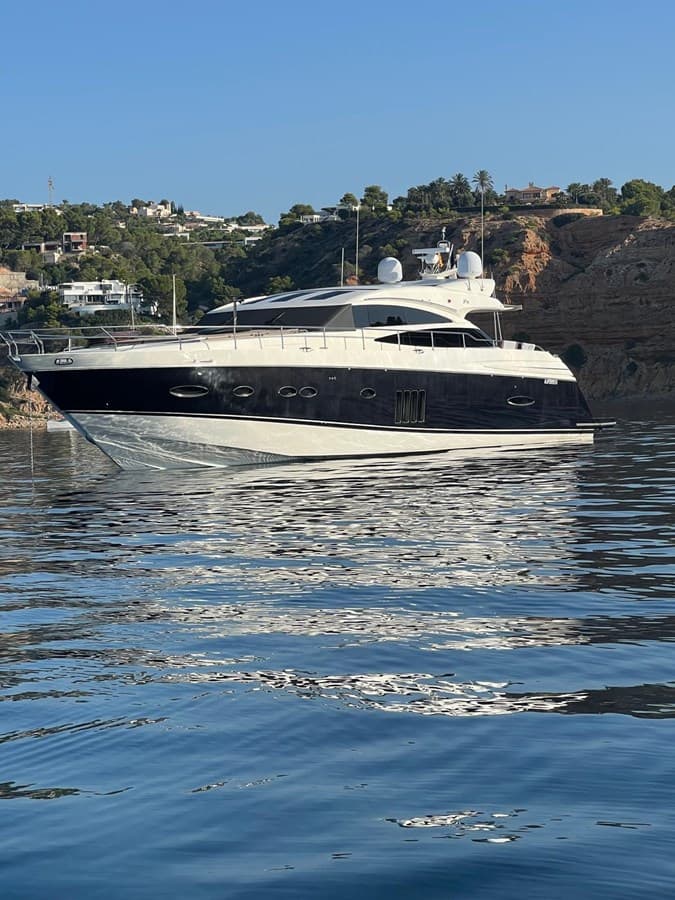 SFYFALL — 2011 · 77.59' · 4 Cabins · Pre-Owned