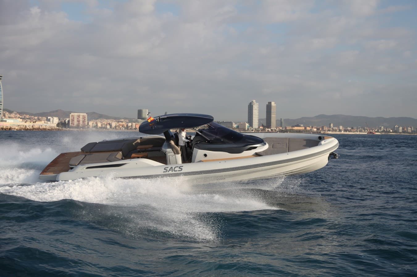 SEAYOU — 2022 · 49.21' · 1 Cabin · Pre-Owned