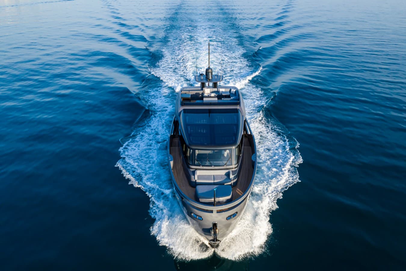 HAZE — 2021 · 85.3' · 4 Cabins · Pre-Owned