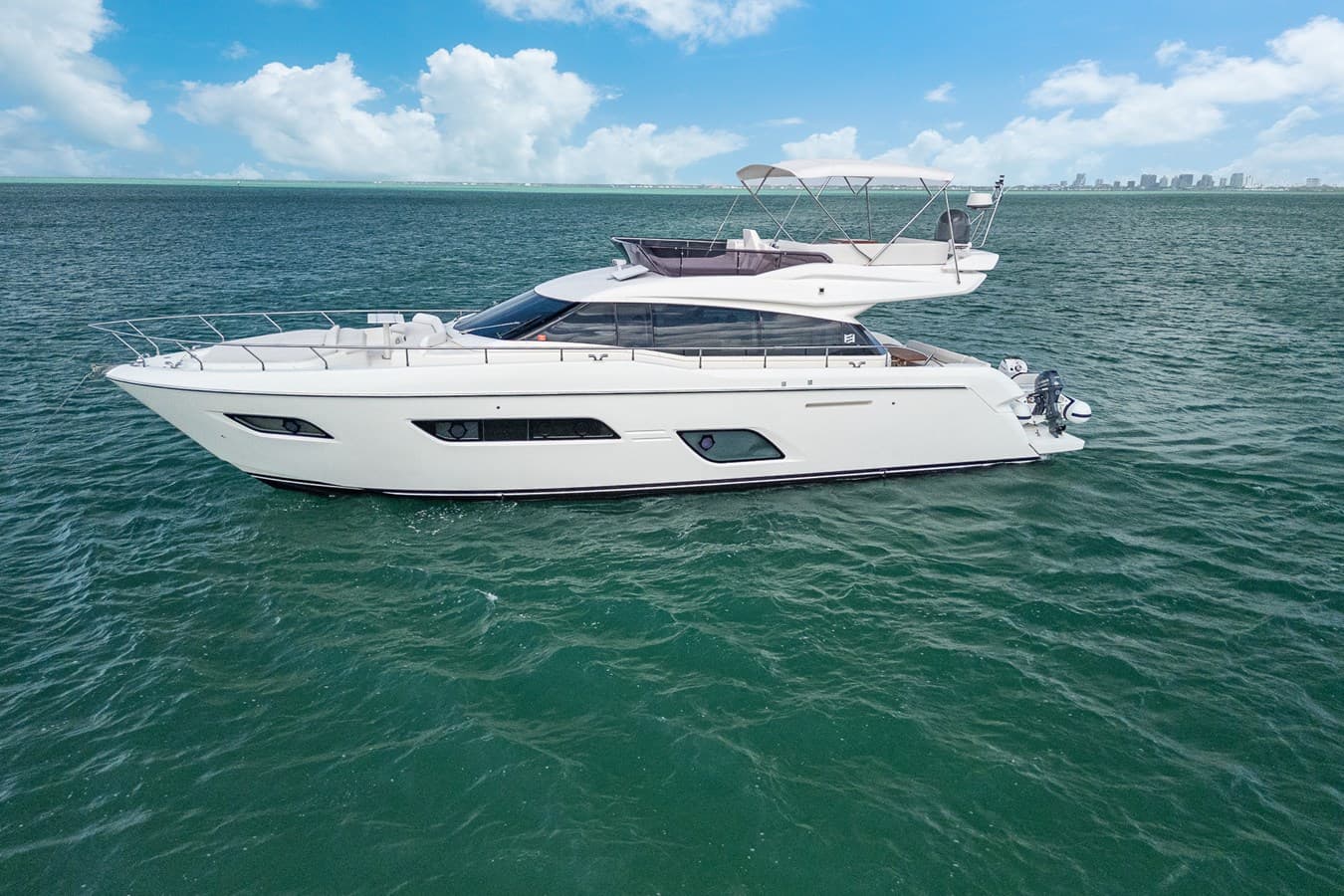 FUNSEEKER — 2018 · 57.22' · 3 Cabins · Pre-Owned