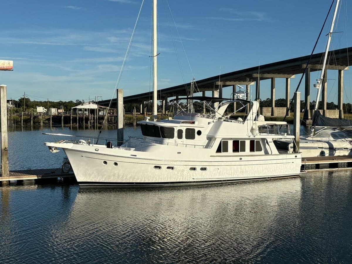 HO HUM — 2003 · 59.81' · 3 Cabins · Pre-Owned