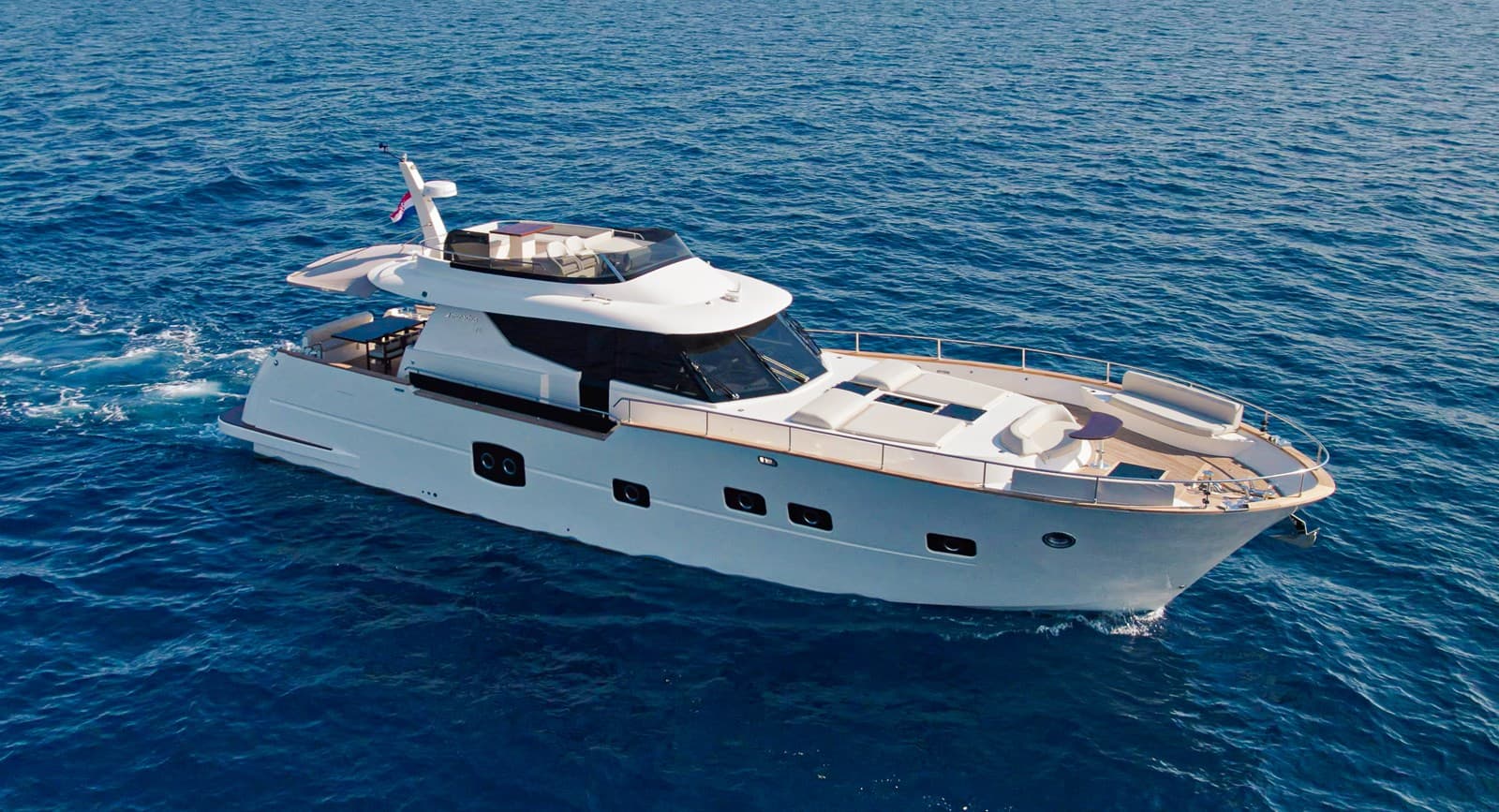MONACHUS 70 FLY — 2025 · 69.98' · 4 Cabins · Pre-Owned