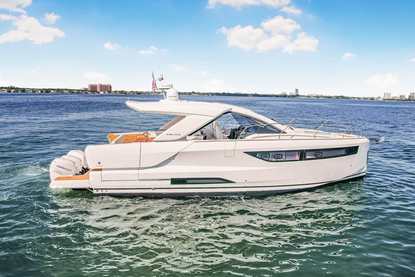 EQUANIMITY — 2022 · 42.98' · 1 Cabin · Pre-Owned