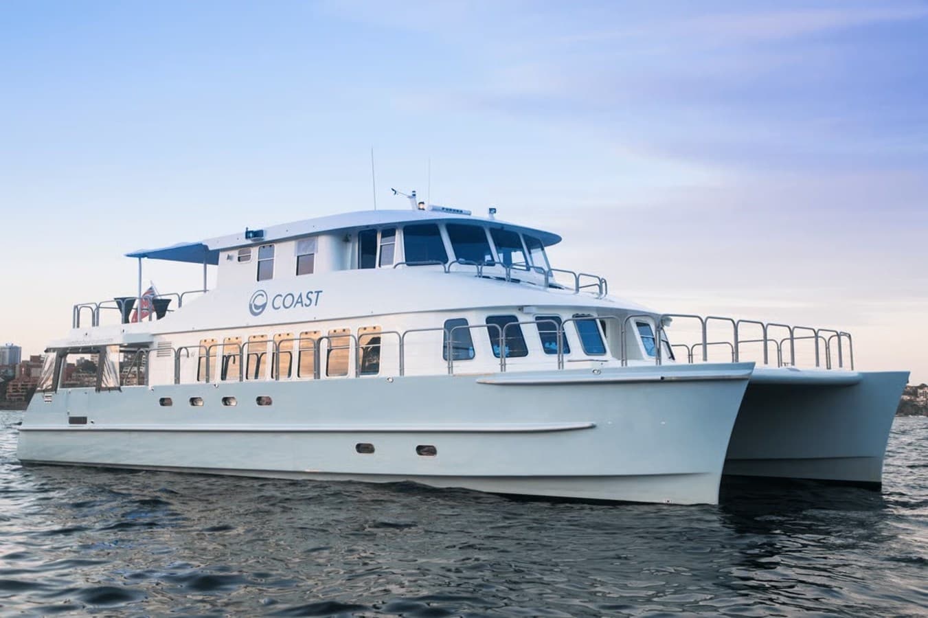 COAST — 2006 · 65.62' · Pre-Owned