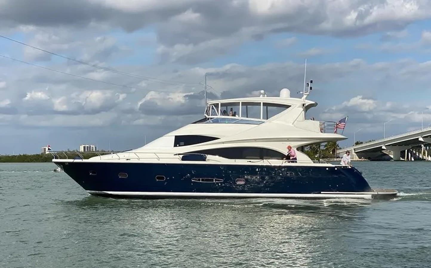 BAD BETTYE — 2006 · 64.99' · 3 Cabins · Pre-Owned
