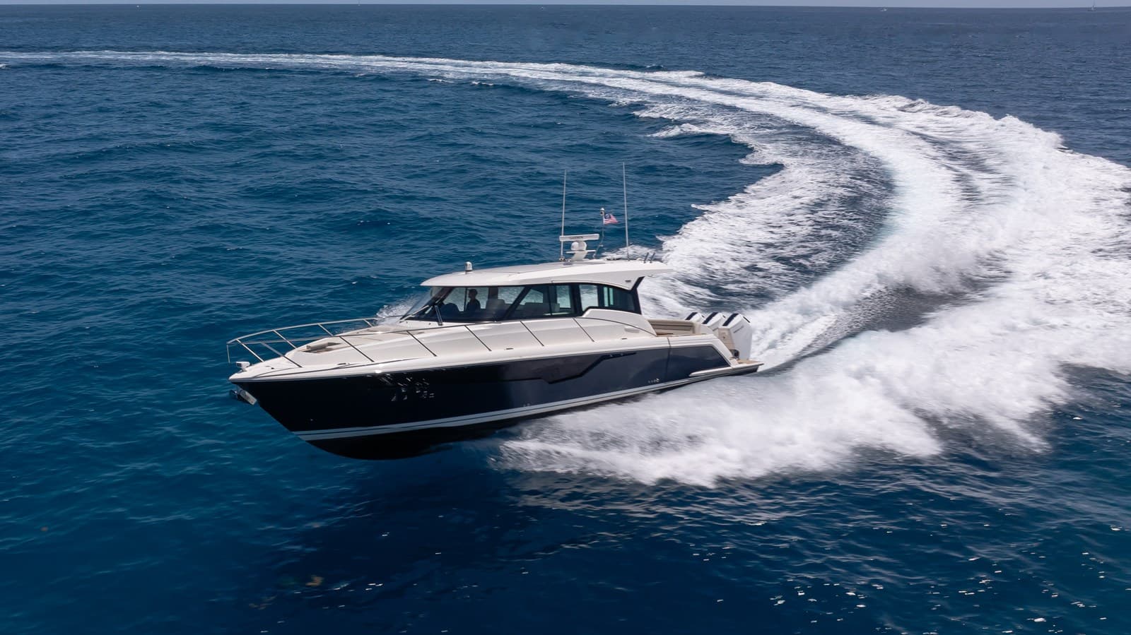 LORAX — 2024 · 48.33' · 2 Cabins · Pre-Owned